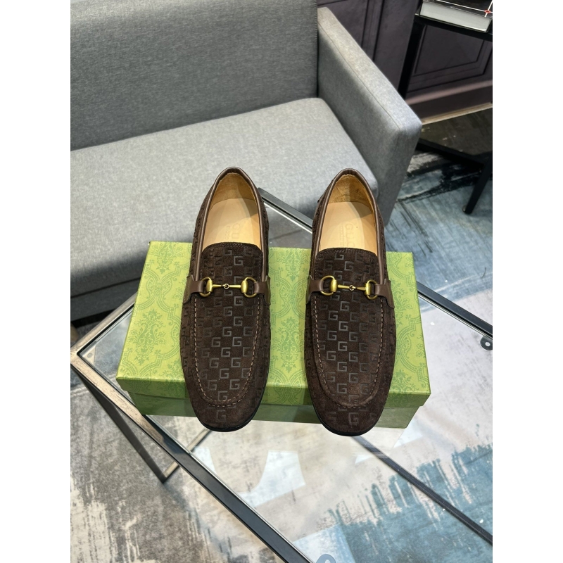 G*u*i leather shoes